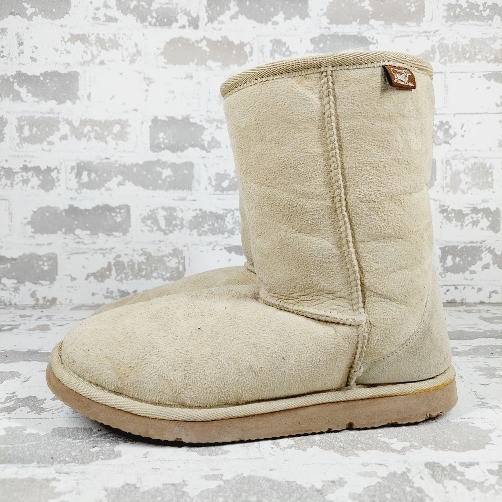 Lam Cream Suede Round Toe Fur Winter Boots V744